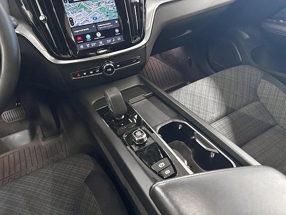 Volvo V60 12 of 21