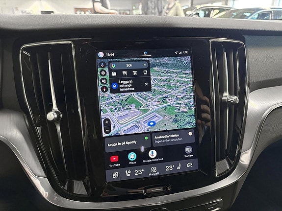 Volvo V60 11 of 21