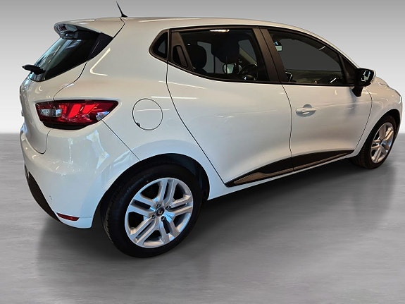 Renault Clio 4 of 12