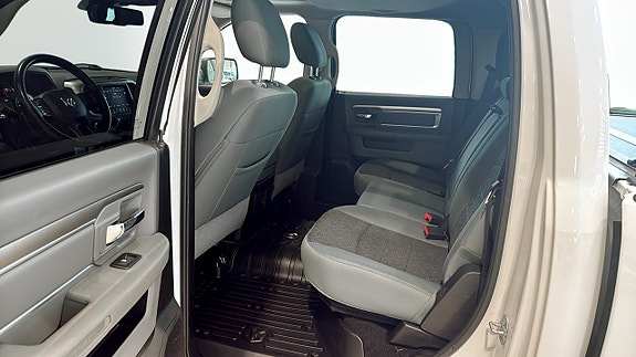 RAM 1500 5 of 10