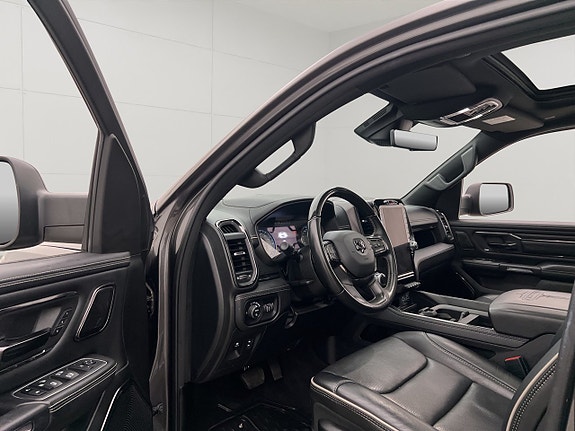 Dodge RAM 1500 16 of 30