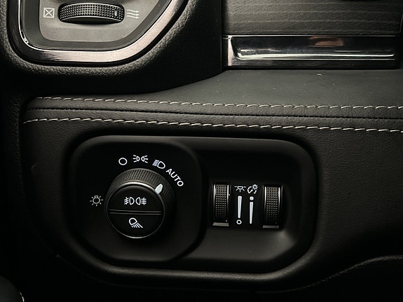 Dodge RAM 1500 15 of 30
