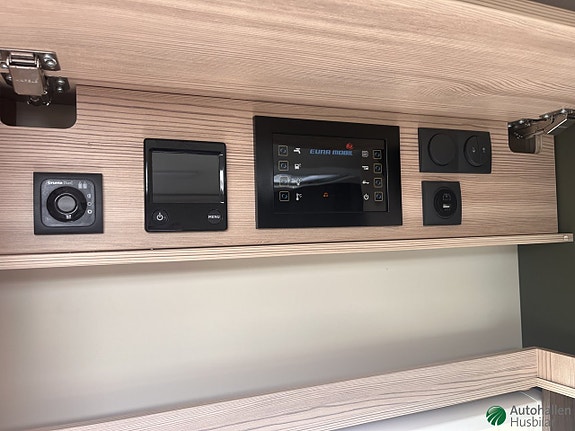 Eura Mobil Integra Line 726 QF GT MB 13 of 15