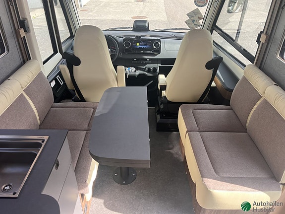 Eura Mobil Integra Line 726 QF GT MB 7 of 15