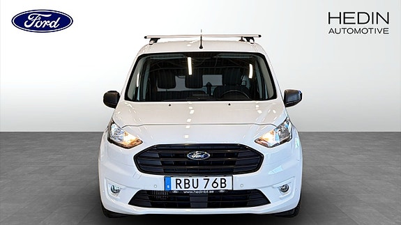 Ford Transit Connect 8 of 9