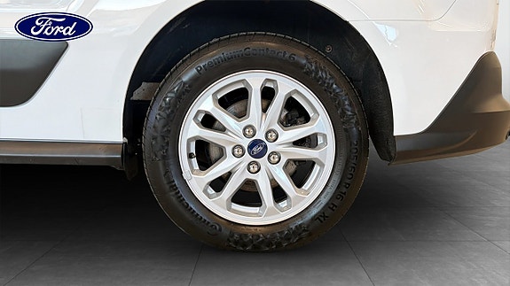 Ford Transit Connect 9 of 9