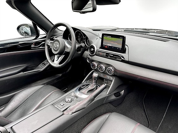 Mazda MX-5 12 of 15