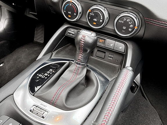 Mazda MX-5 11 of 15