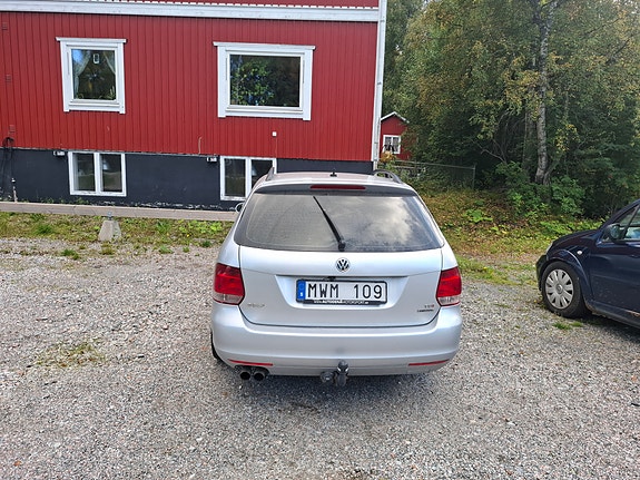 Volkswagen Golf VI 4 of 5
