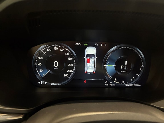 Volvo XC60 12 of 14