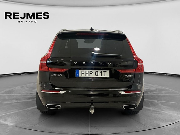Volvo XC60 8 of 14