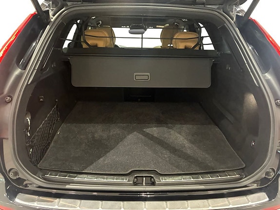 Volvo XC60 14 of 14