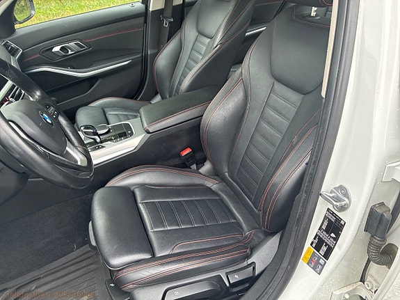 BMW 330e 15 of 19