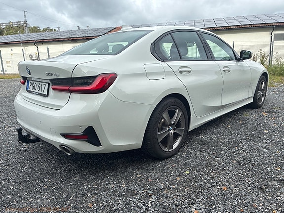 BMW 330e 6 of 19