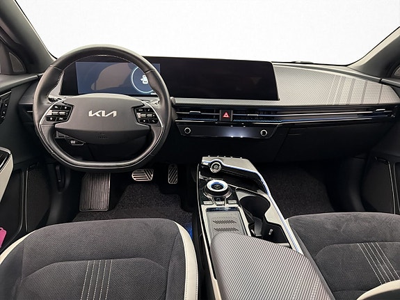 Kia EV6 12 of 30