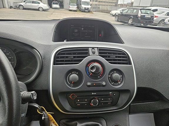 Renault Kangoo Express 17 of 26