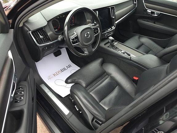 Volvo V90 Cross Country 9 of 16