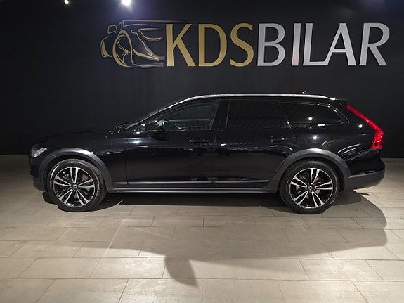 Volvo V90 Cross Country