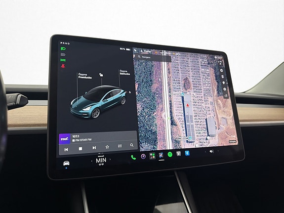 Tesla Model 3 24 of 30