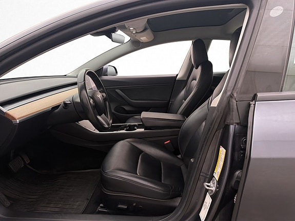 Tesla Model 3 15 of 30