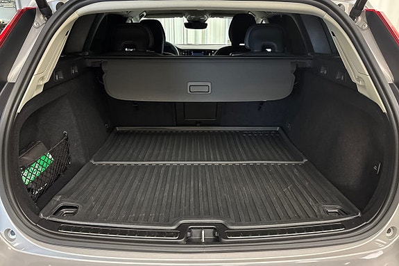Volvo V60 Cross Country 13 of 20