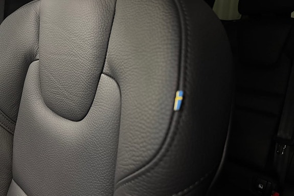 Volvo V60 Cross Country 15 of 20