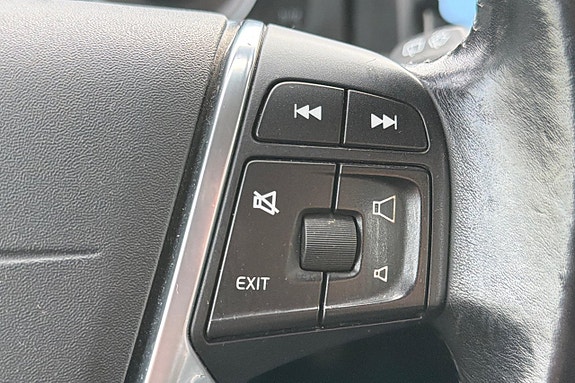 Volvo V70 15 of 30