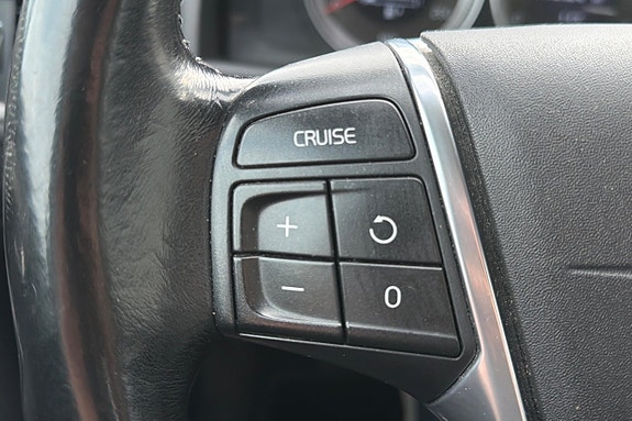 Volvo V70 14 of 30