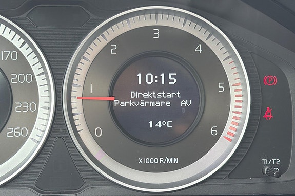 Volvo V70 17 of 30