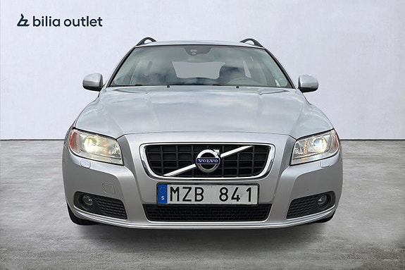 Volvo V70 9 of 30
