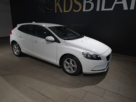 Volvo V40 6 of 12