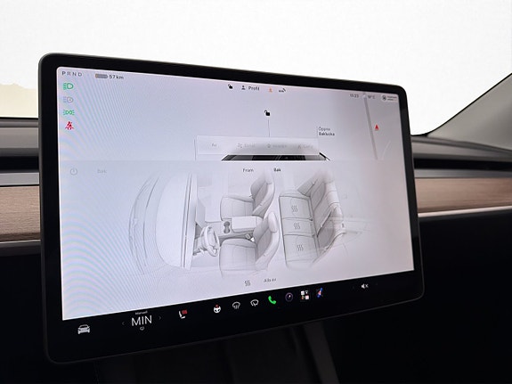 Tesla Model Y 21 of 30