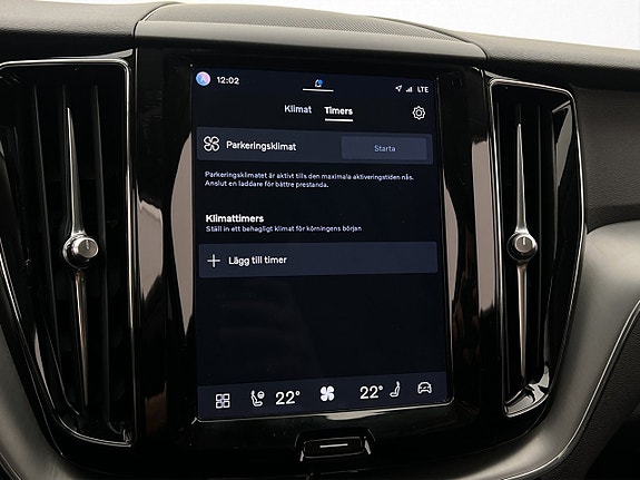 Volvo XC60 25 of 30