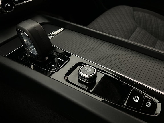 Volvo XC60 29 of 30