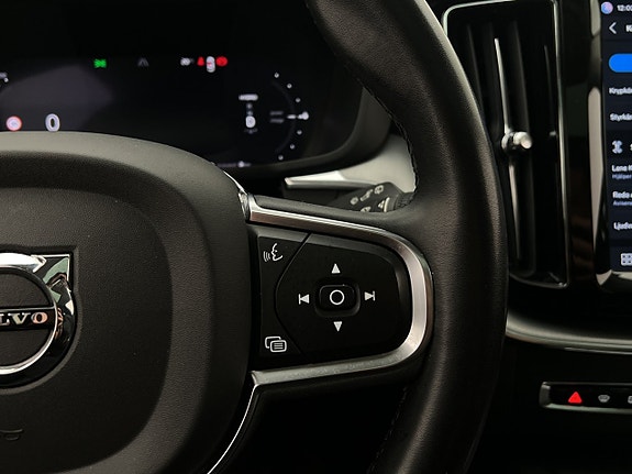 Volvo XC60 20 of 30