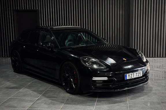Porsche Panamera GTS 3 of 28