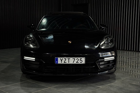 Porsche Panamera GTS 2 of 28