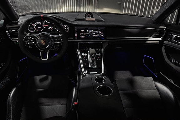 Porsche Panamera GTS 15 of 28