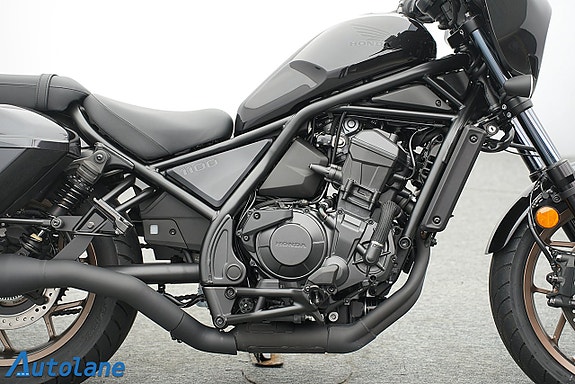 Honda Powersports CMX1100 REBEL "TOUR* Vance & Hines, batwing, väskor 11 of 26