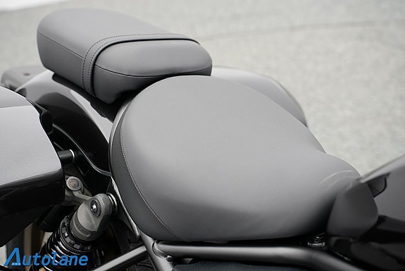 Honda Powersports CMX1100 REBEL "TOUR* Vance & Hines, batwing, väskor 17 of 26
