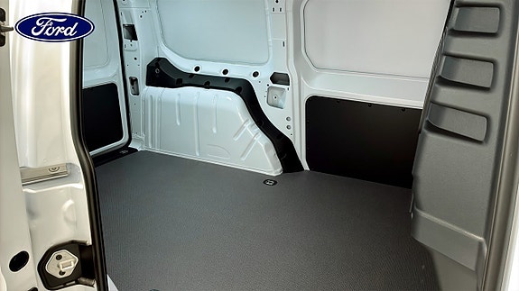 Ford Transit Connect 10 of 12