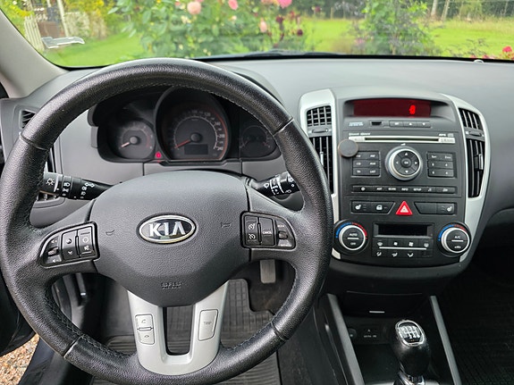 Kia Ceed 5 of 6