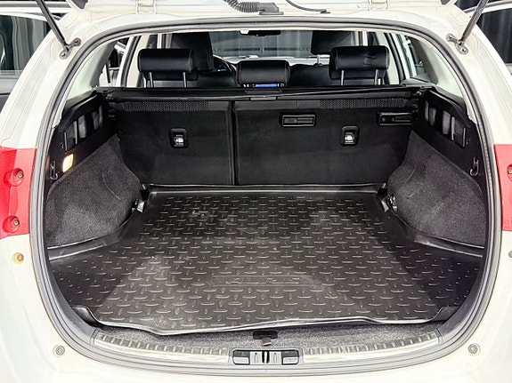 Toyota Auris 16 of 27