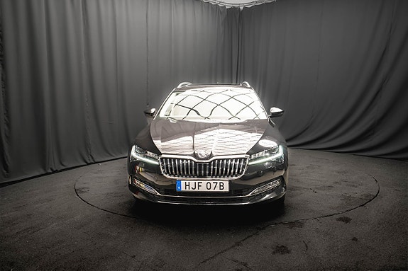 Skoda Superb 3 of 28