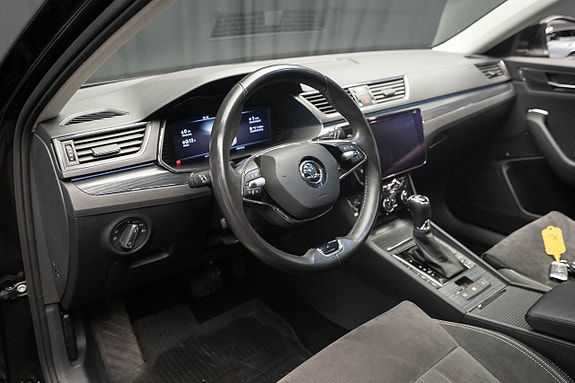 Skoda Superb 17 of 28