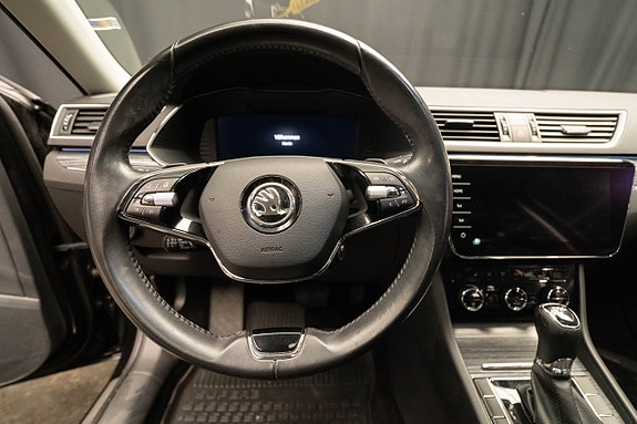 Skoda Superb 20 of 28