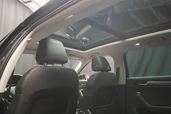 Skoda Superb 13 of 28