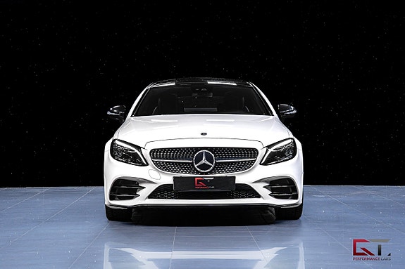 Mercedes-Benz C200 3 of 16