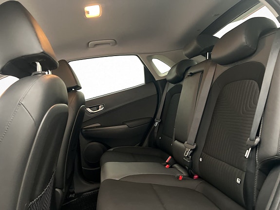 Hyundai Kona 26 of 30