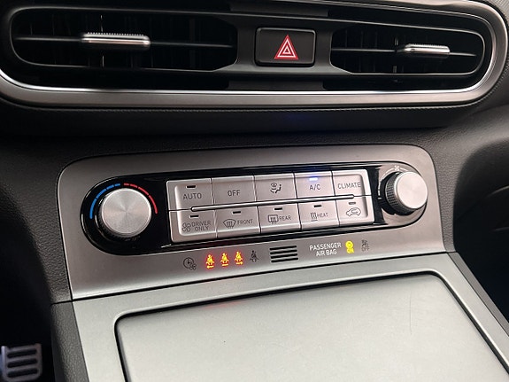 Hyundai Kona 21 of 30